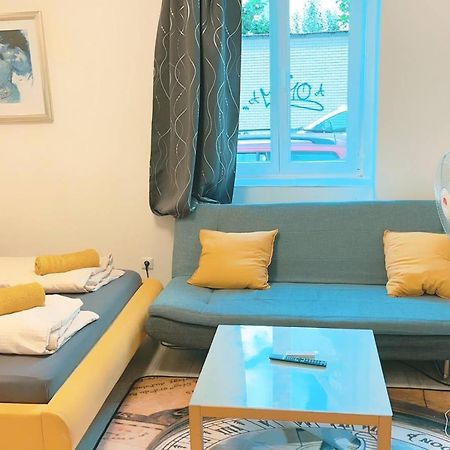 Comfort Studio 3P Km Vienna Luaran gambar
