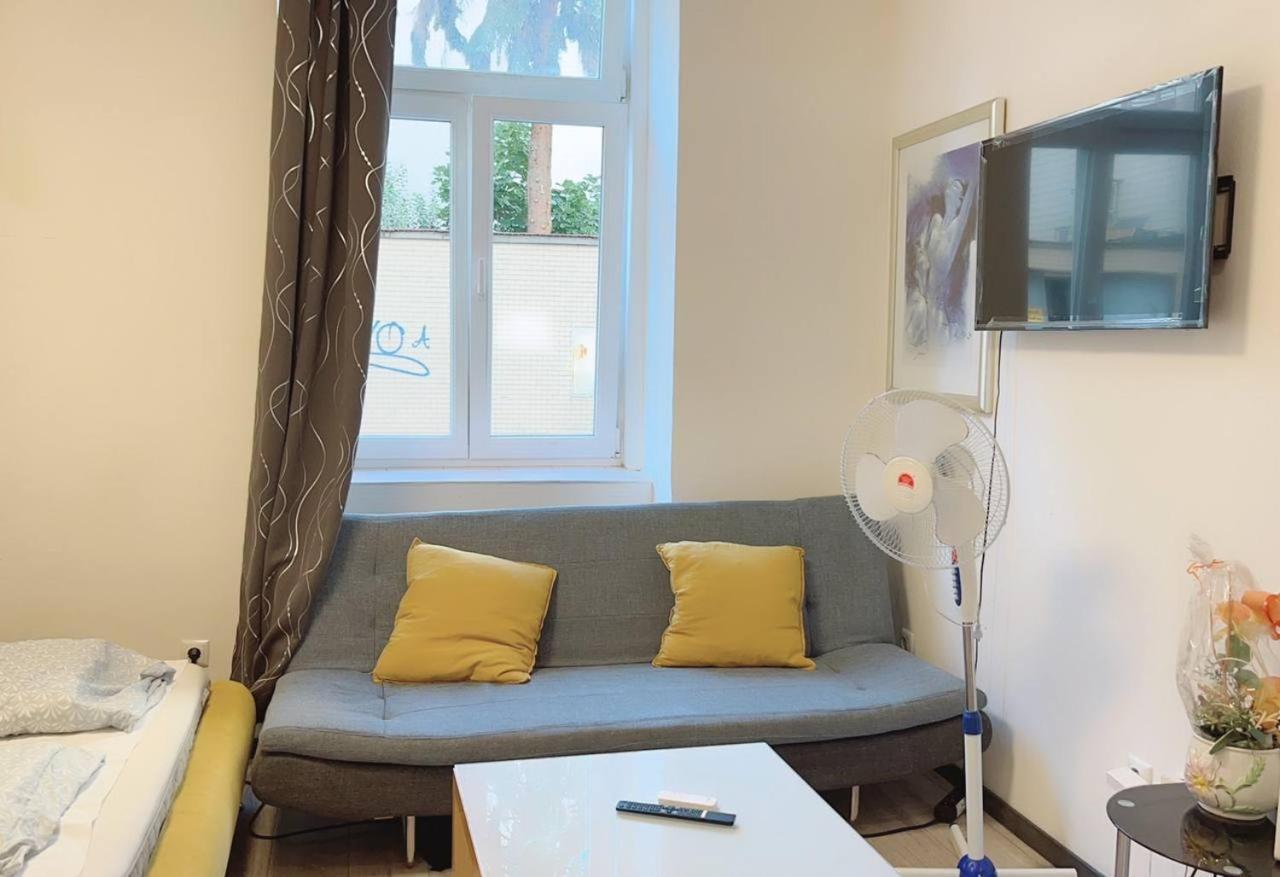 Comfort Studio 3P Km Vienna Luaran gambar