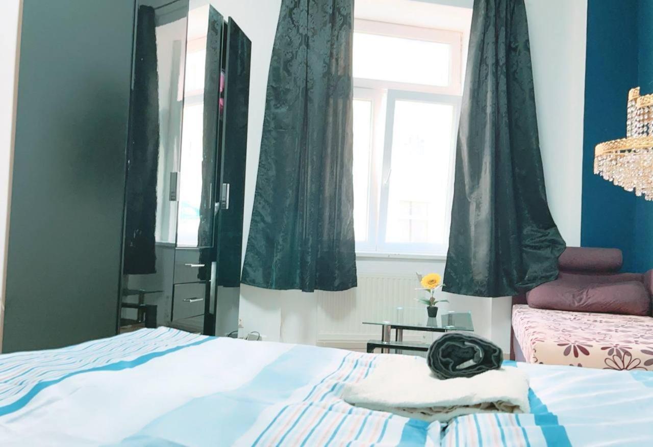 Comfort Studio 3P Km Vienna Luaran gambar