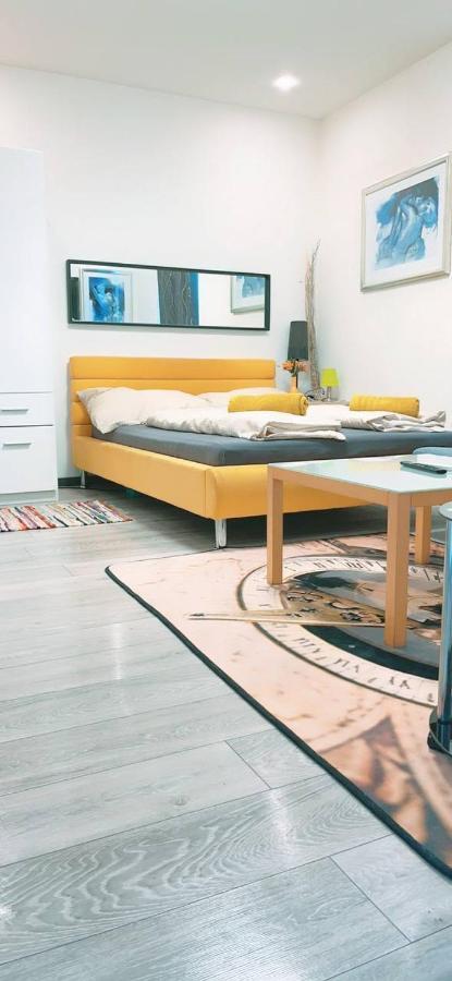 Comfort Studio 3P Km Vienna Luaran gambar