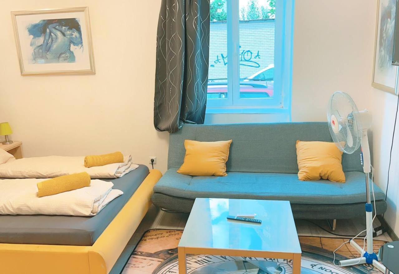 Comfort Studio 3P Km Vienna Luaran gambar