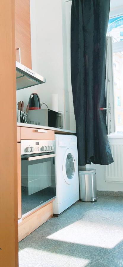 Comfort Studio 3P Km Vienna Luaran gambar
